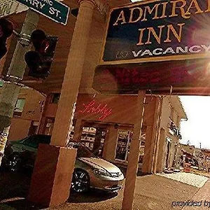 Admiral By The Falls Hotel