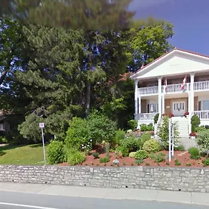 Classic Bed & Breakfast